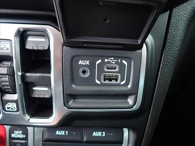 new 2025 Jeep Gladiator car, priced at $59,074