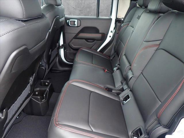 new 2025 Jeep Gladiator car, priced at $59,074