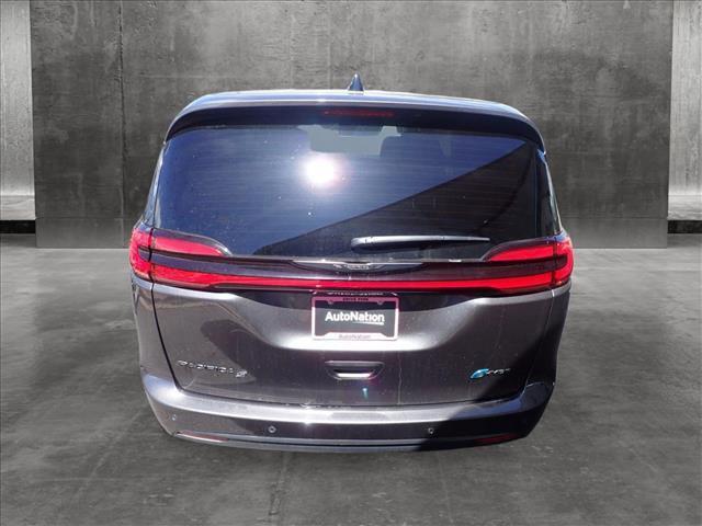 new 2023 Chrysler Pacifica Hybrid car, priced at $52,540