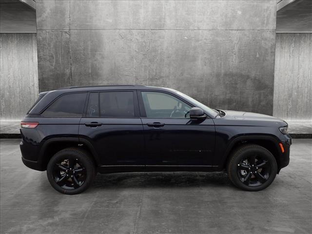 new 2024 Jeep Grand Cherokee car, priced at $47,234