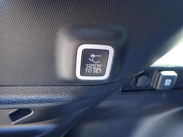 new 2025 Jeep Grand Cherokee car, priced at $52,284