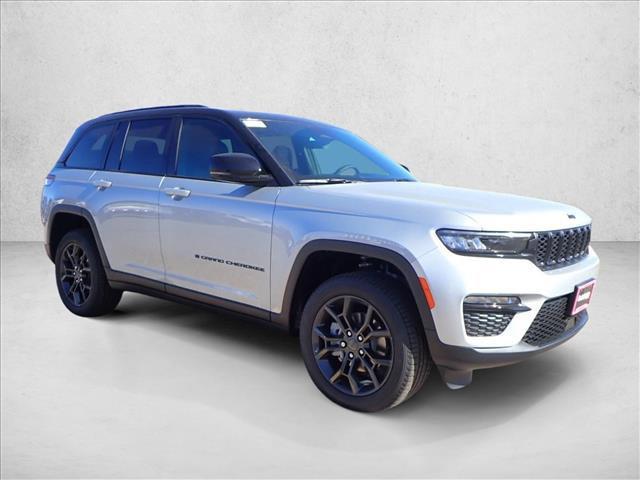 new 2025 Jeep Grand Cherokee car, priced at $52,284