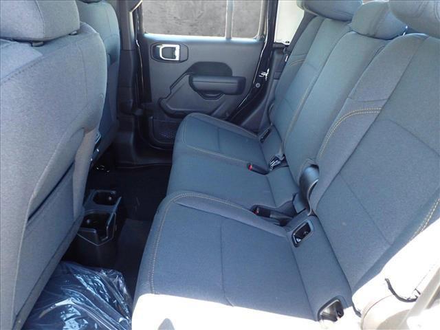 new 2025 Jeep Gladiator car, priced at $45,099