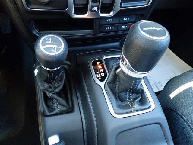 new 2025 Jeep Gladiator car, priced at $45,099
