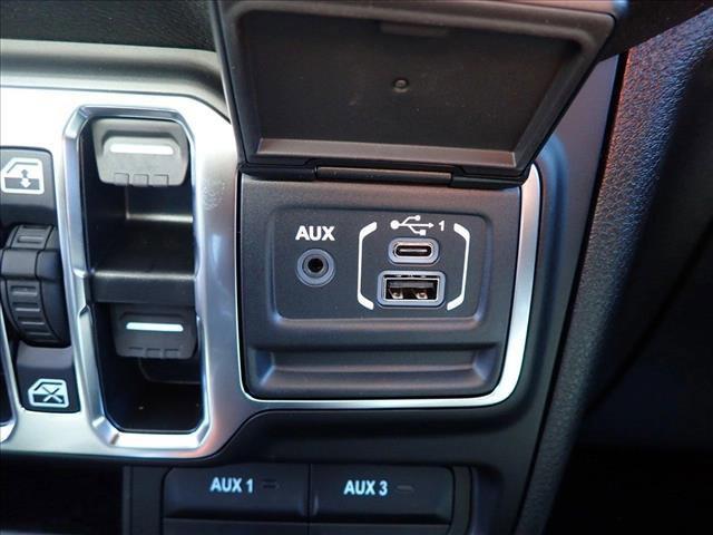 new 2025 Jeep Gladiator car, priced at $45,099