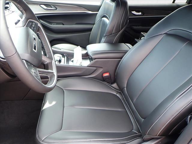 new 2025 Jeep Grand Cherokee L car, priced at $50,519