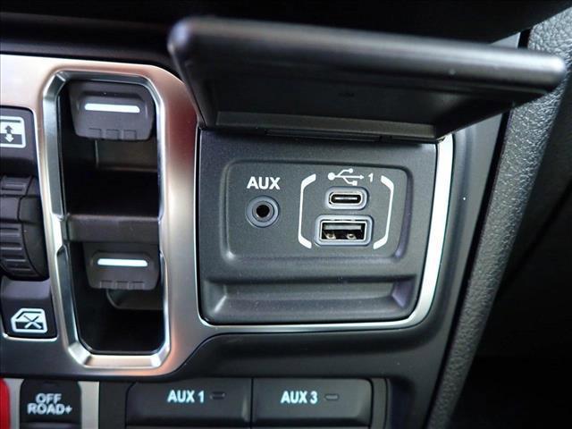 new 2025 Jeep Gladiator car, priced at $48,644