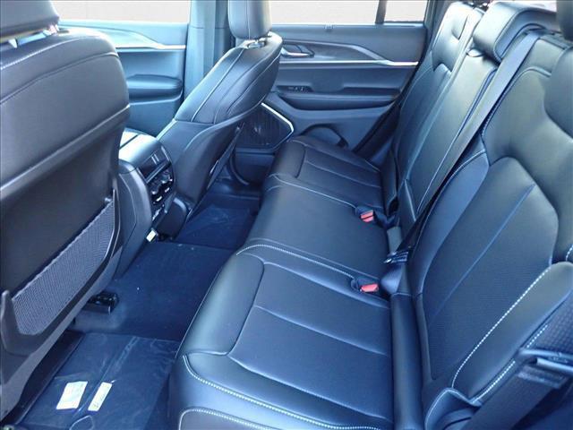 new 2025 Jeep Grand Cherokee car, priced at $52,547
