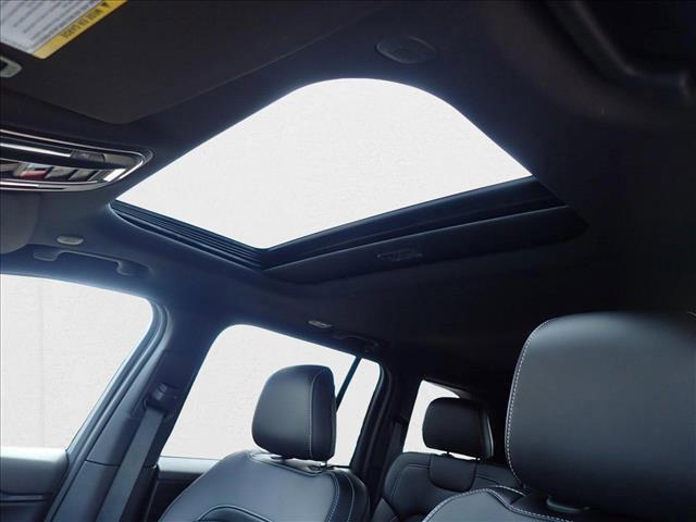 new 2025 Jeep Grand Cherokee car, priced at $46,547