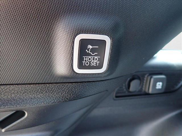 new 2025 Jeep Grand Cherokee car, priced at $46,547