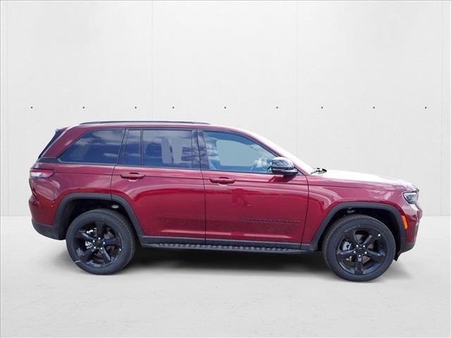 new 2025 Jeep Grand Cherokee car, priced at $46,547