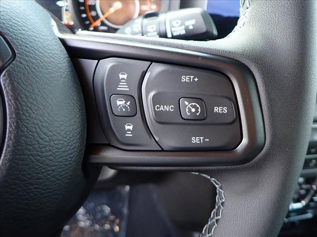 new 2025 Jeep Wrangler car, priced at $73,049