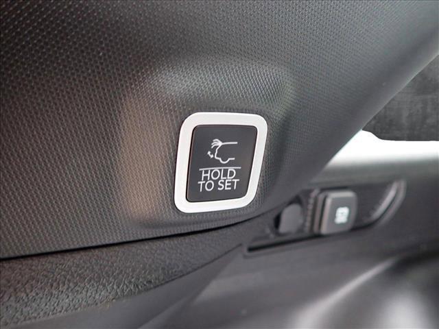 new 2025 Jeep Grand Cherokee car, priced at $53,334