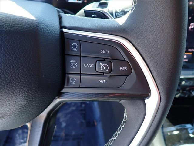new 2025 Jeep Grand Cherokee car, priced at $43,682