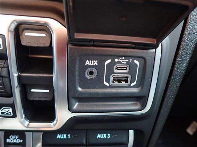 new 2025 Jeep Gladiator car, priced at $52,170