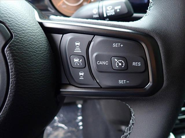 new 2025 Jeep Gladiator car, priced at $57,179