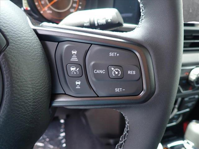 new 2025 Jeep Gladiator car, priced at $52,170