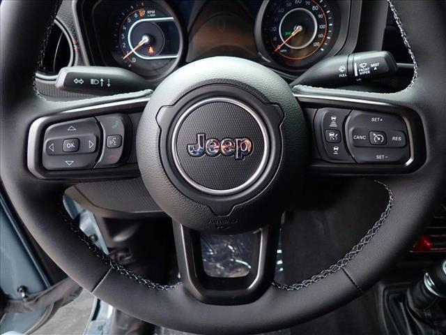new 2025 Jeep Gladiator car, priced at $57,179