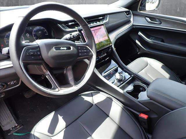 new 2025 Jeep Grand Cherokee car, priced at $53,534