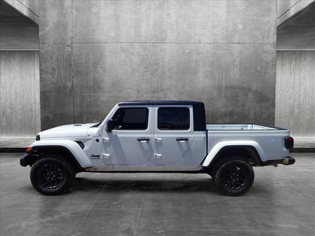 new 2024 Jeep Gladiator car, priced at $39,542