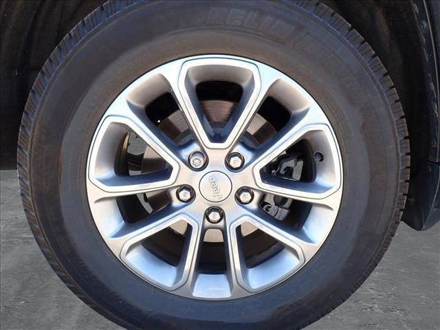 used 2015 Jeep Grand Cherokee car, priced at $14,699
