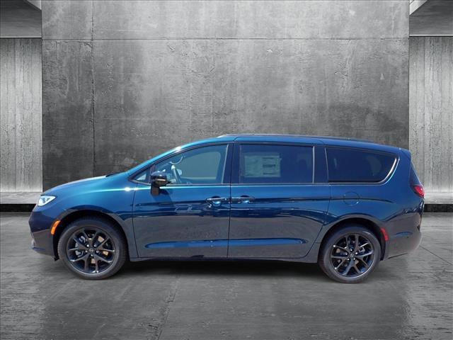 new 2025 Chrysler Pacifica car, priced at $57,134