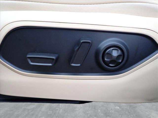 new 2025 Jeep Grand Cherokee car, priced at $53,914