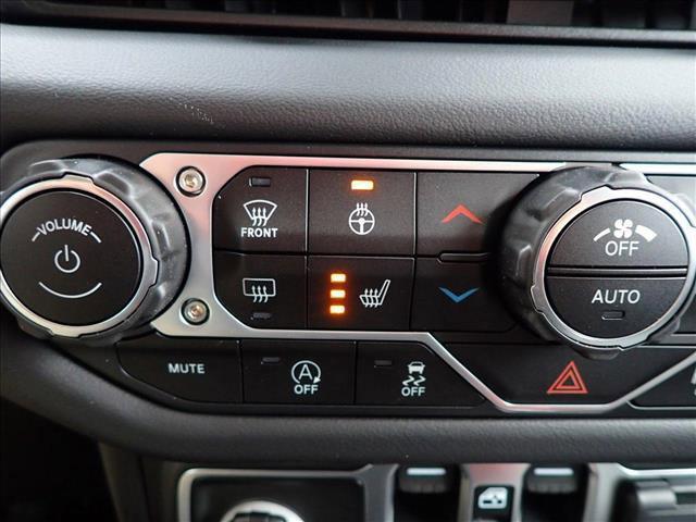new 2025 Jeep Gladiator car, priced at $58,674