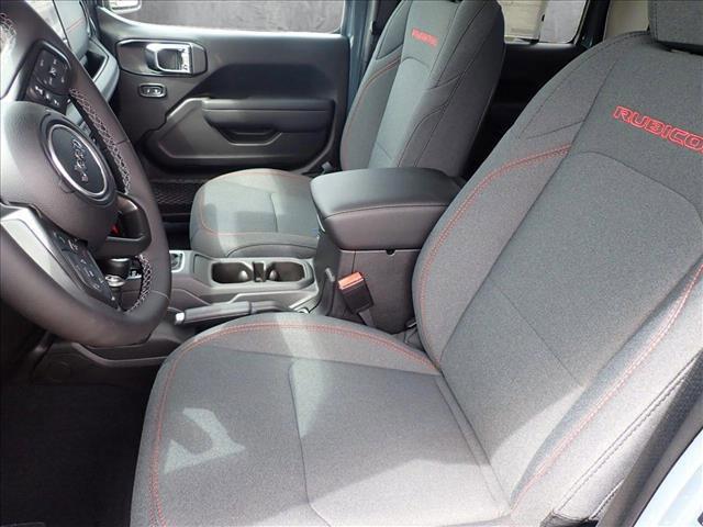 new 2025 Jeep Gladiator car, priced at $58,674