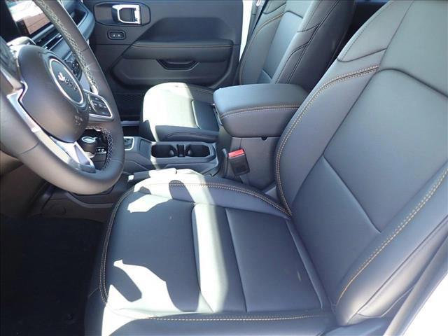 new 2025 Jeep Wrangler car, priced at $55,824