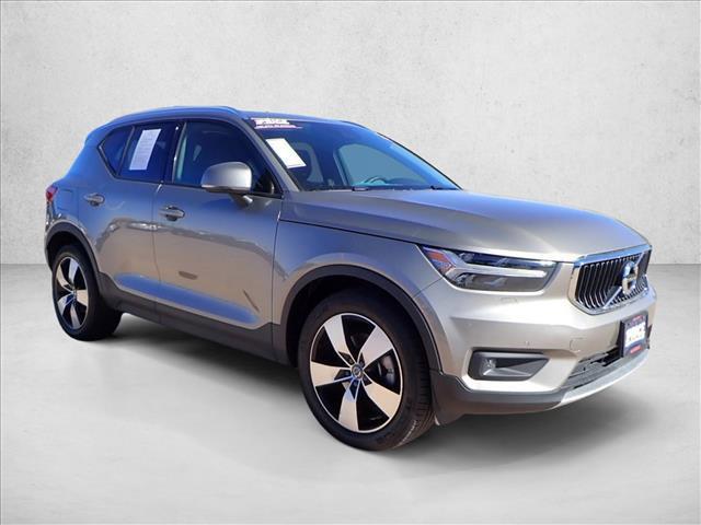 used 2022 Volvo XC40 car, priced at $25,399