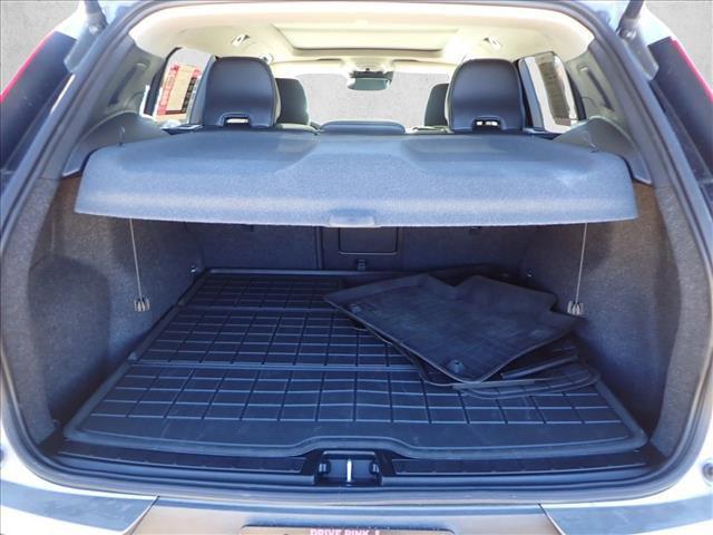 used 2022 Volvo XC40 car, priced at $25,399