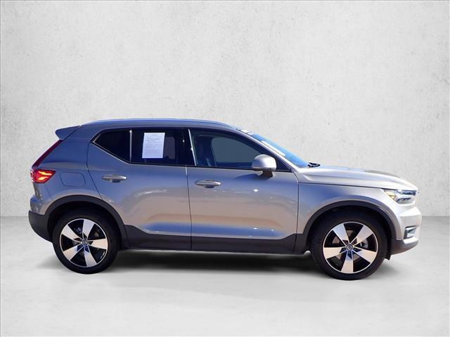 used 2022 Volvo XC40 car, priced at $25,399