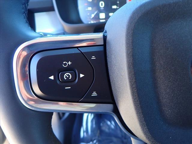 used 2022 Volvo XC40 car, priced at $25,399