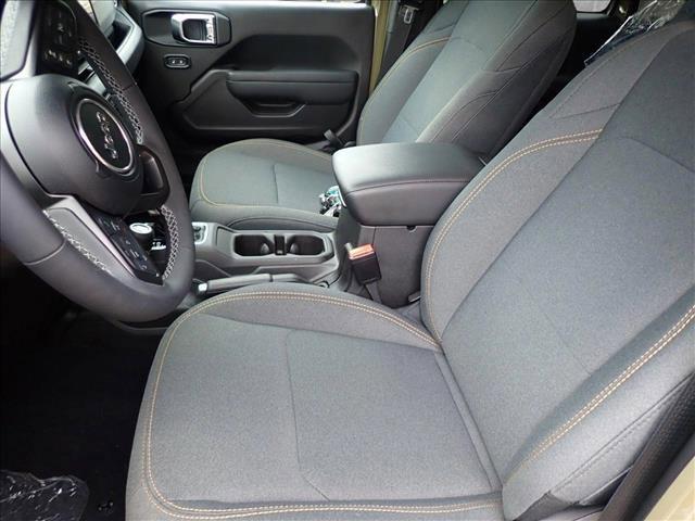 new 2025 Jeep Gladiator car, priced at $56,089