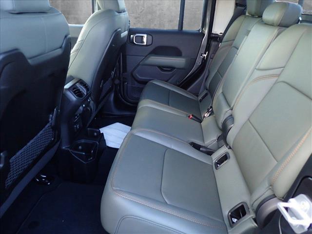 new 2025 Jeep Gladiator car, priced at $56,679