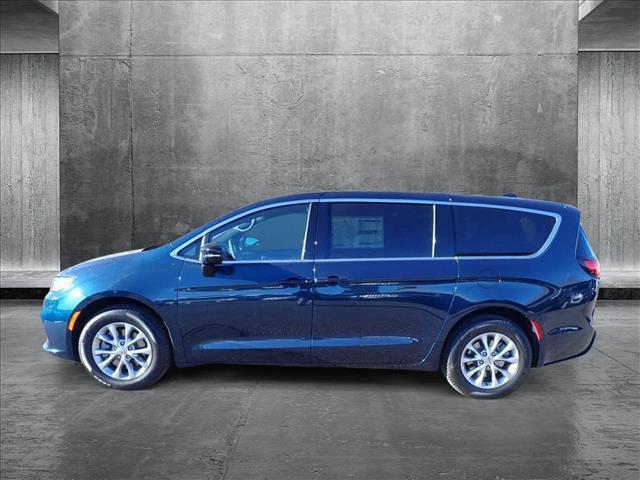 new 2025 Chrysler Pacifica car, priced at $44,438