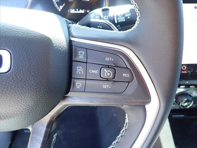 new 2025 Jeep Grand Cherokee car, priced at $52,014