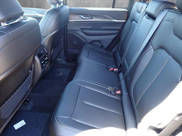 new 2025 Jeep Grand Cherokee car, priced at $52,014