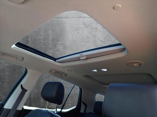 used 2021 Chevrolet Traverse car, priced at $33,549