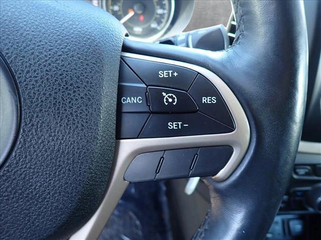 used 2014 Jeep Cherokee car, priced at $9,900