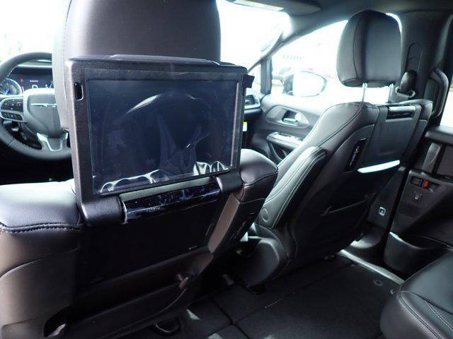 new 2025 Chrysler Pacifica car, priced at $49,797