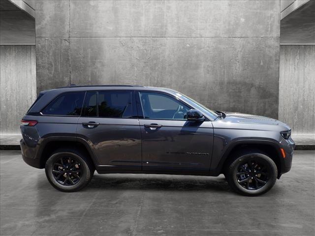 new 2024 Jeep Grand Cherokee car, priced at $44,662