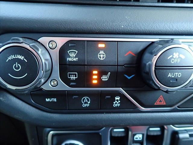 new 2025 Jeep Wrangler car, priced at $74,454