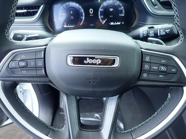 new 2024 Jeep Grand Cherokee car, priced at $39,995