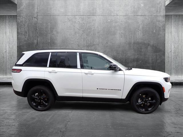 new 2025 Jeep Grand Cherokee car, priced at $53,186