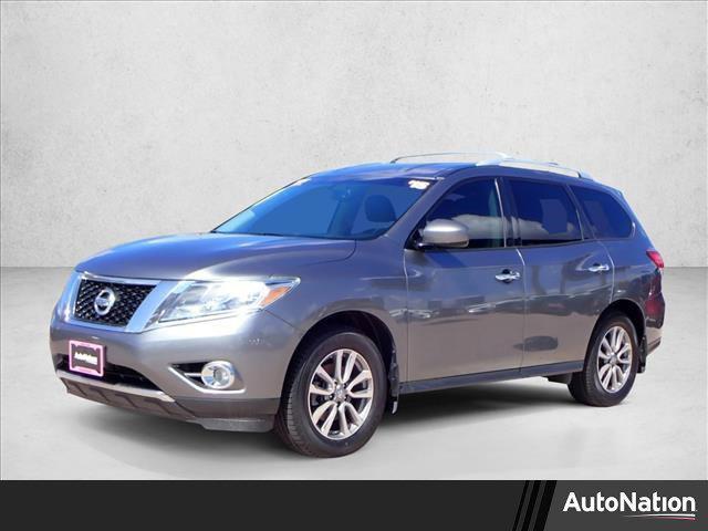 used 2015 Nissan Pathfinder car, priced at $9,099