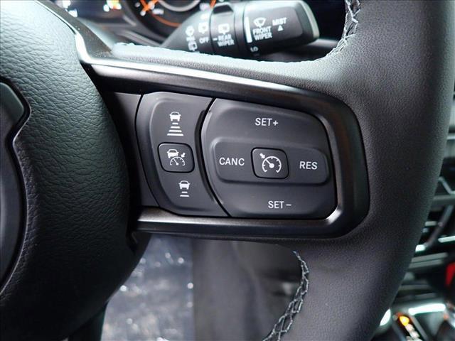 new 2025 Jeep Wrangler car, priced at $47,644