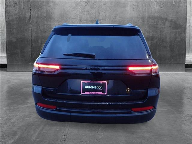 new 2025 Jeep Grand Cherokee car, priced at $51,044