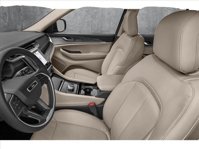 new 2025 Jeep Grand Cherokee car, priced at $52,508